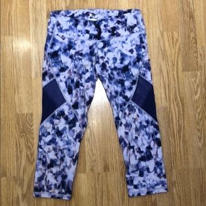 Cropped leggings - size medium